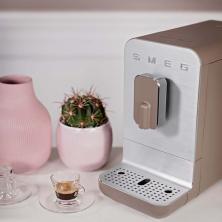 SMEG旗舰店斯麦格 BCC01意式美式全自动咖啡机研磨一体新家用小型